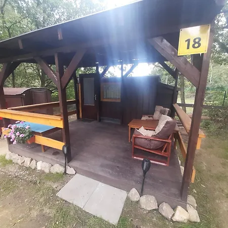 Ahooj Kamp alanı *