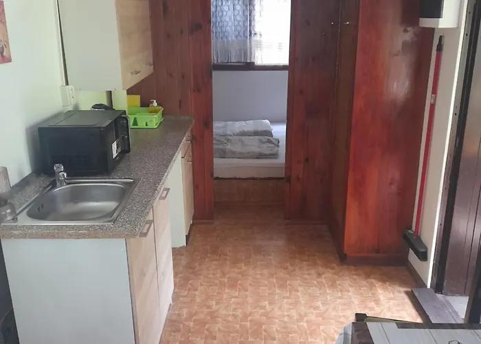 Ahooj Kamp alanı *